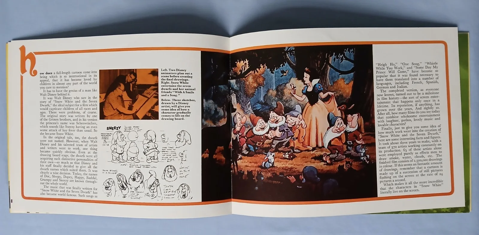 SNOW WHITE AND THE SEVEN DWARFS (1937,RR1972) original cinema souvenir brochure, изображение 5