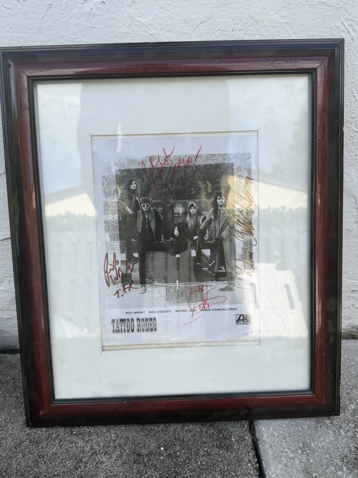 Promo Band Photo Autographed by All The Members of The Band Tattoo Rodeo 1980s, изображение 3