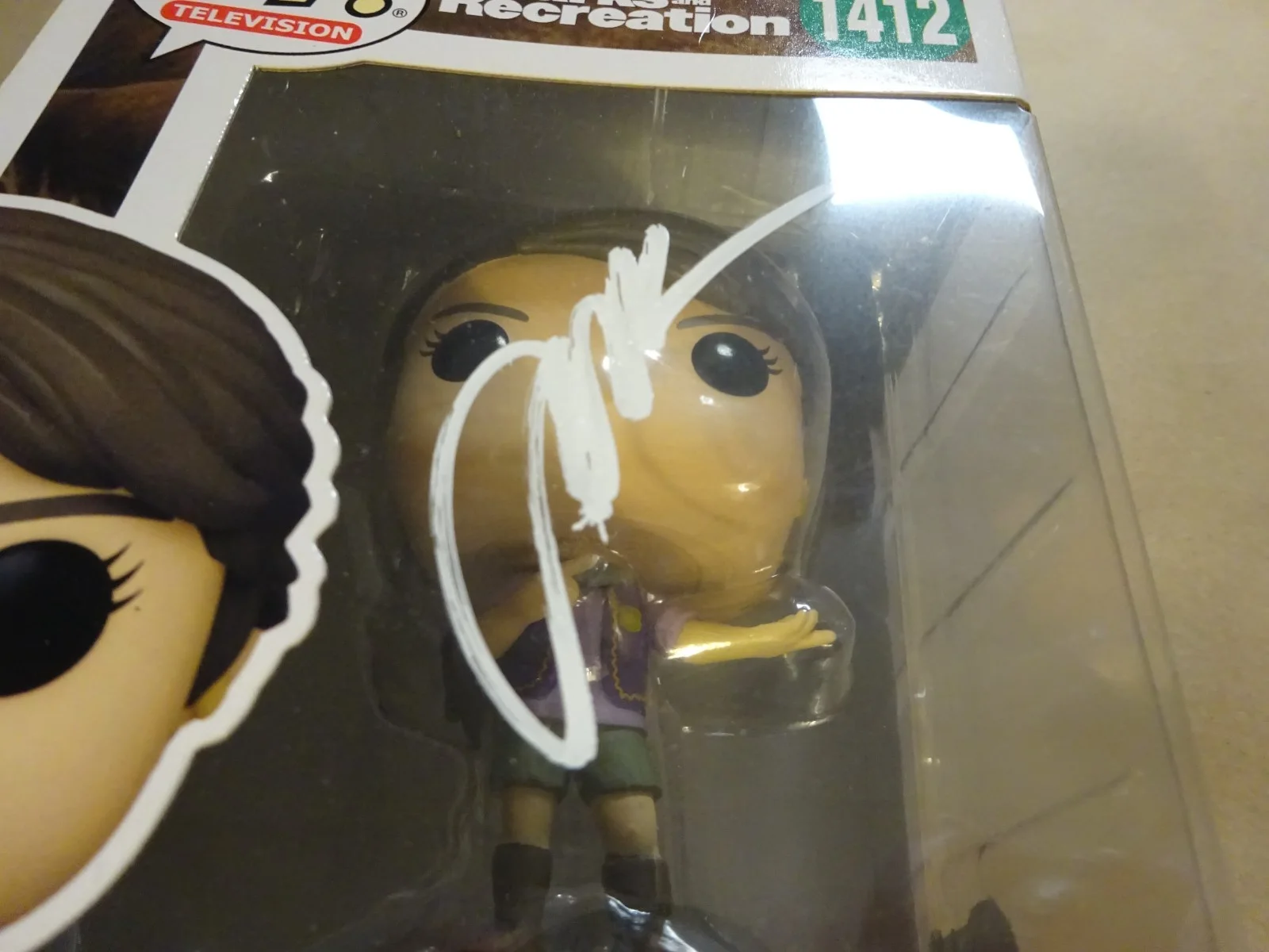 Aubrey Plaza — Signed Aubrey Plaza April Ludgate Parks And Recreation Funko Pop BAS COA, изображение 4