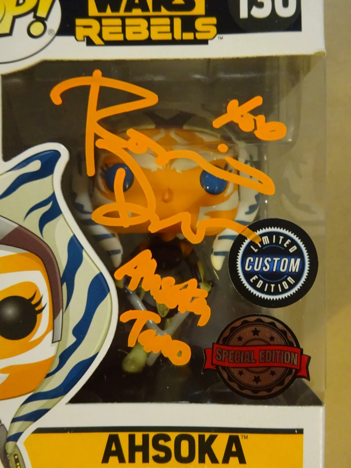Rosario Dawson — Signed Rosario Dawson Autographed Ahsoka Star Wars Custom Funko Pop JSA COA, изображение 4