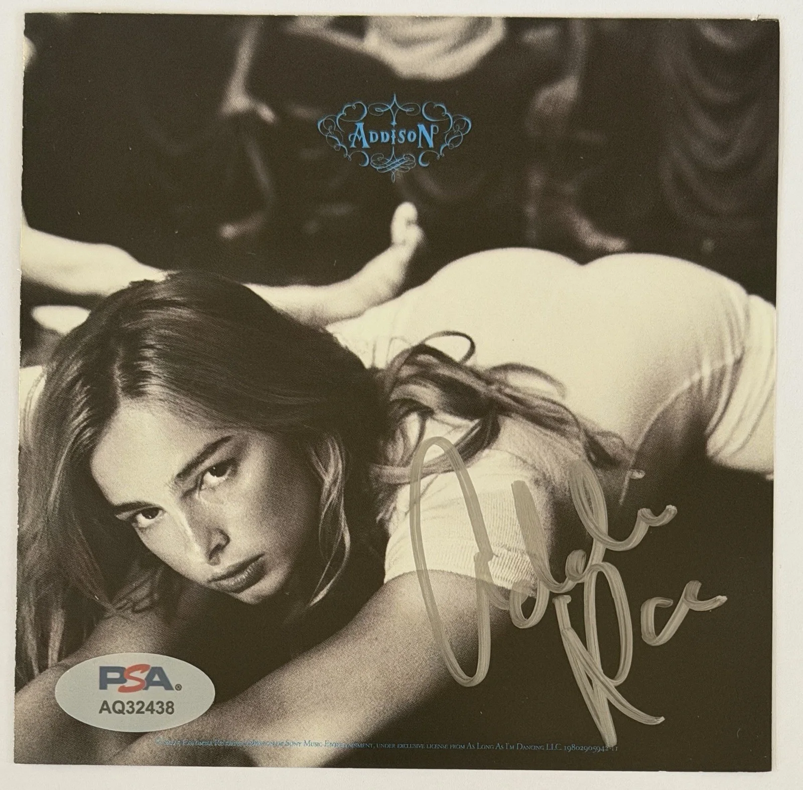 FRAMED ADDISON RAE SIGNED ALBUM PHOTO CARD AUTOGRAPH PHOTOGRAPH & CD PSA DNA COA, изображение 2