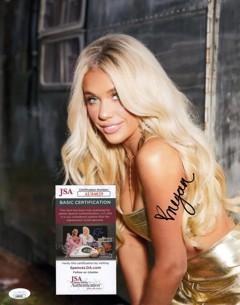 Megan Moroney — Megan Moroney Signed Autograph 11x14 Photo - Sexy Country Music Star w/ JSA COA, изображение 2