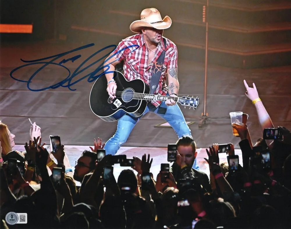 Jason Aldean — Jason Aldean Signed Autograph 11x14 Photo - Try That in A Small Town Beckett COA