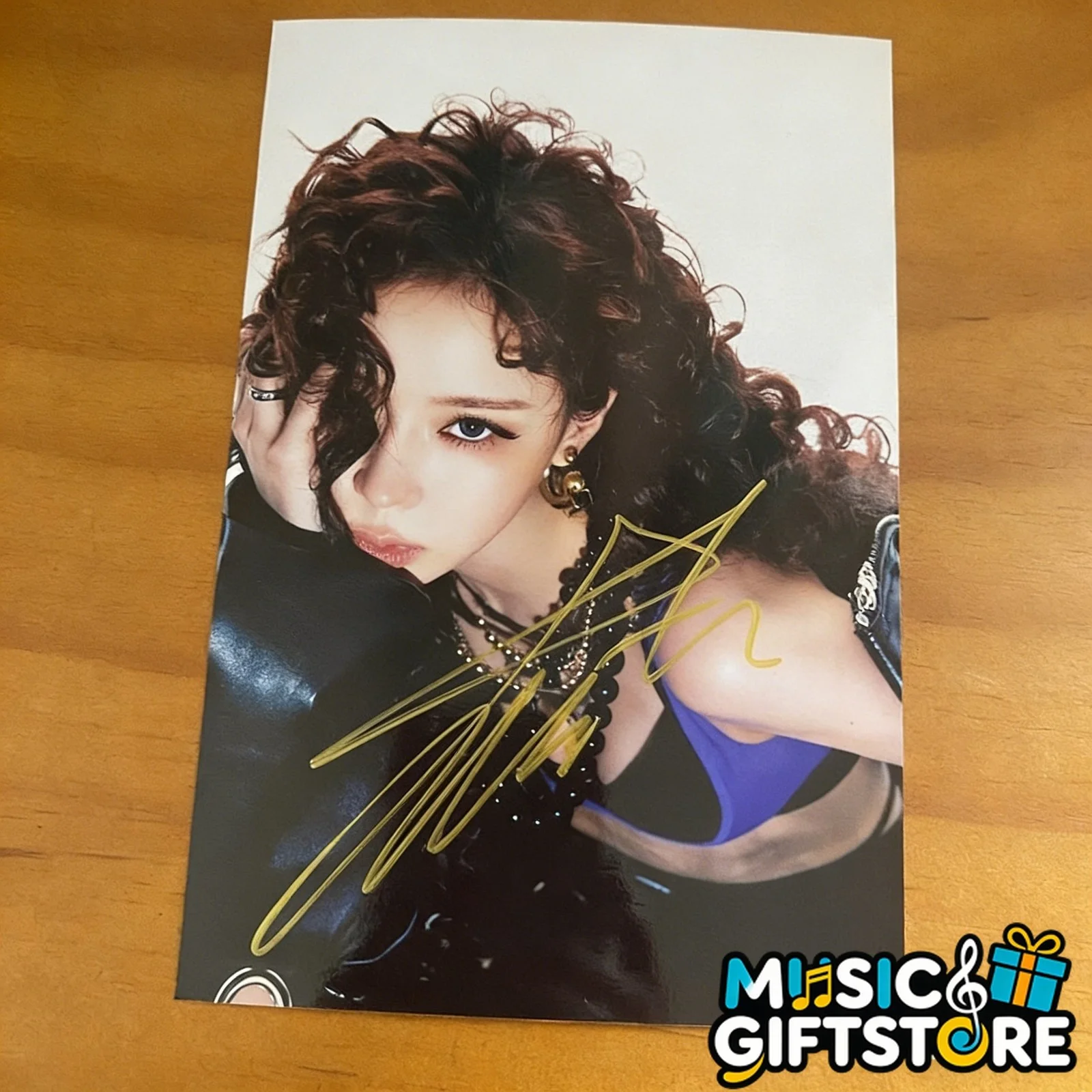 aespa Winter Autographed Signed Photo K-POP Collection 4*6 2025A #MUGS, изображение 3