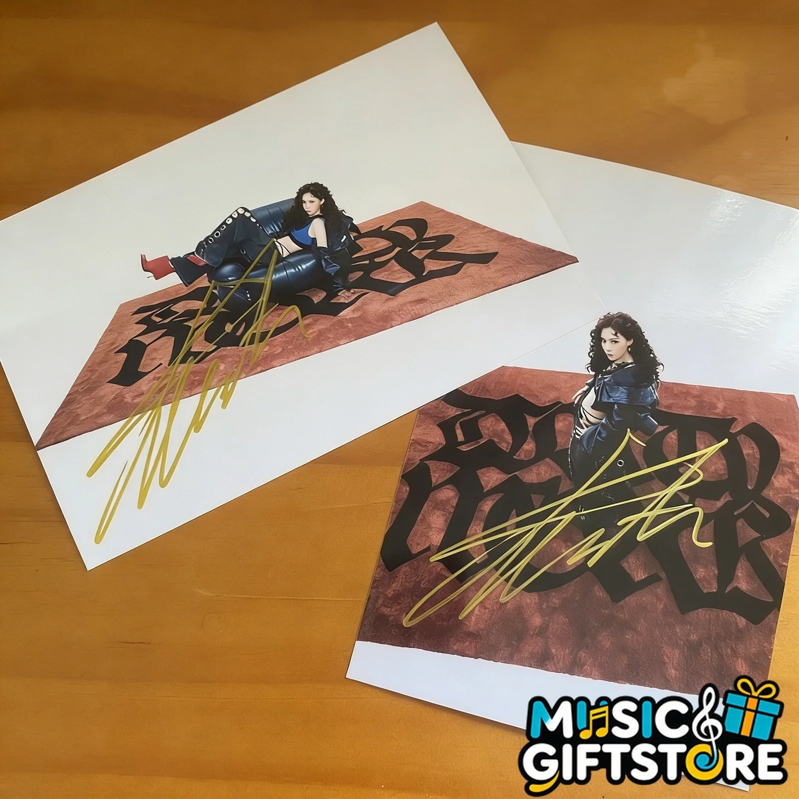 aespa Winter Autographed Signed Photo K-POP Collection 4*6 2025B #MUGS, изображение 2