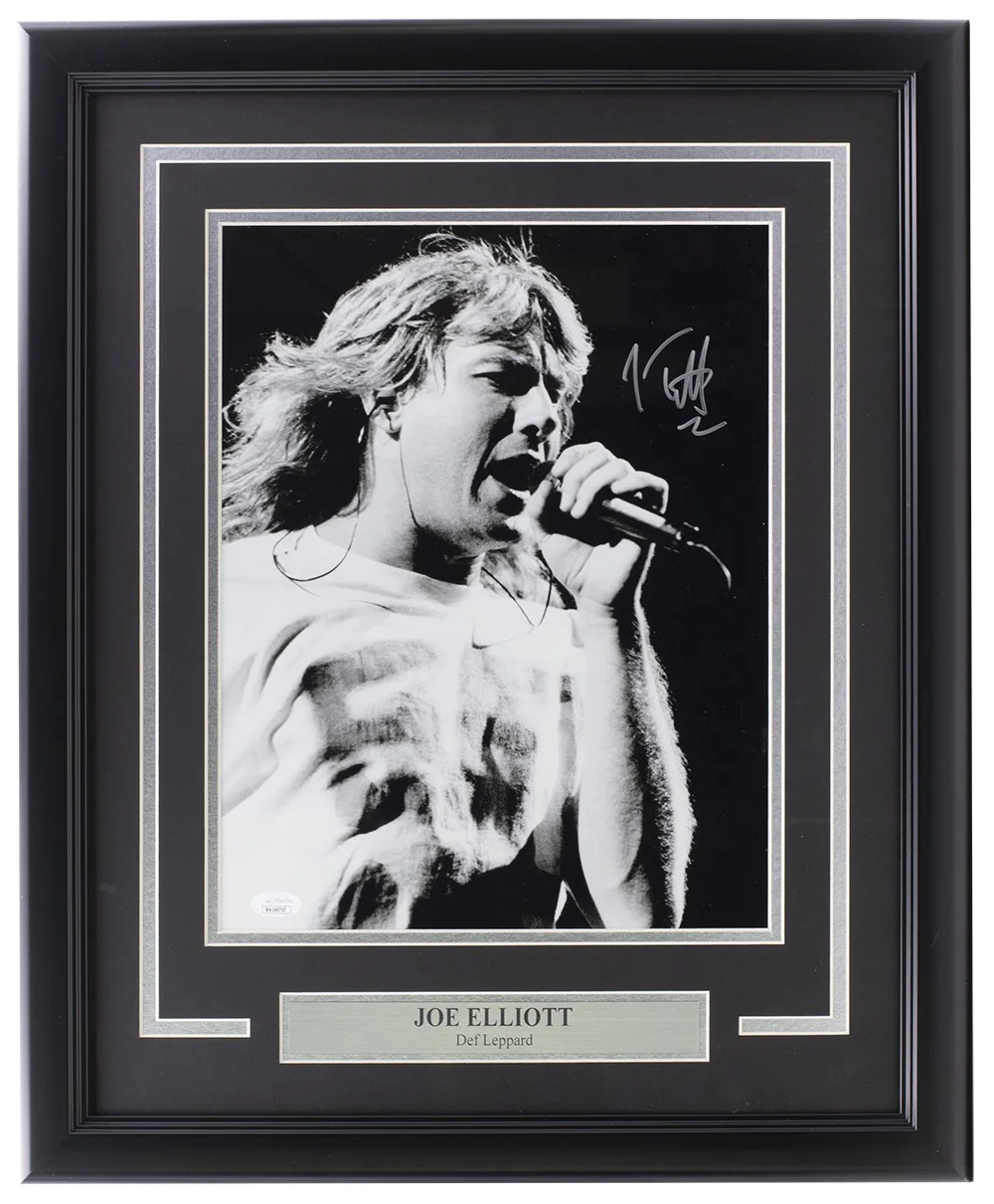 Joe Elliott — Joe Elliott Signed Framed 11x14 Black And White Def Leppard Photo JSA ITP
