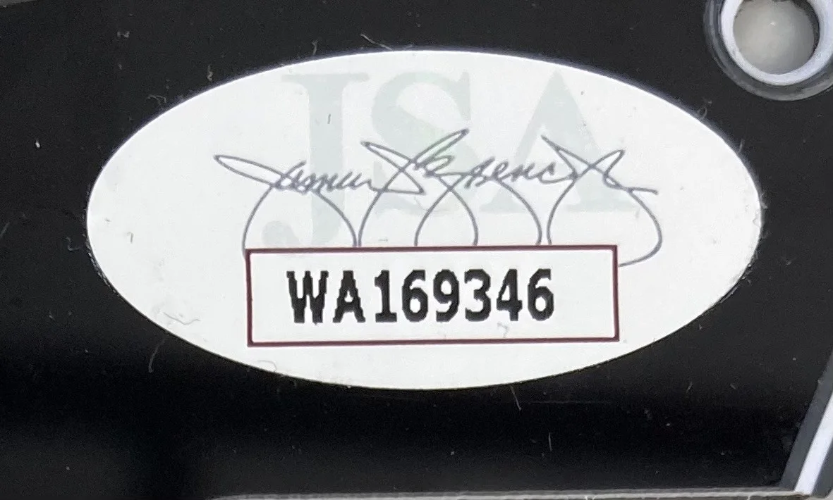 Joe Elliott — Joe Elliott Phil Collen Def Leppard Signed Black Guitar Pick Guard JSA ITP, изображение 3