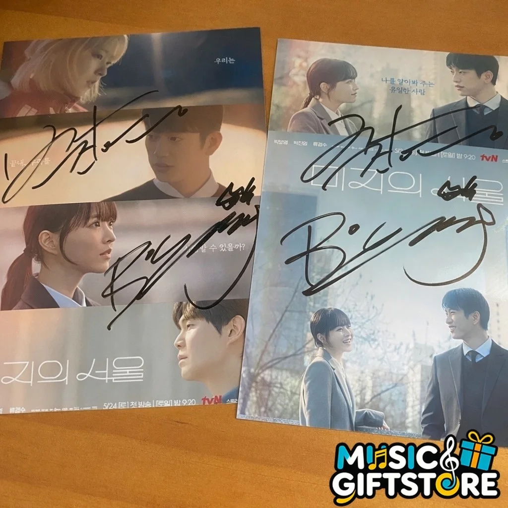 Our Unwritten Seoul Park BoYoung Park JinYoung Autographed Photo K-POP 2025 #MUG, изображение 2