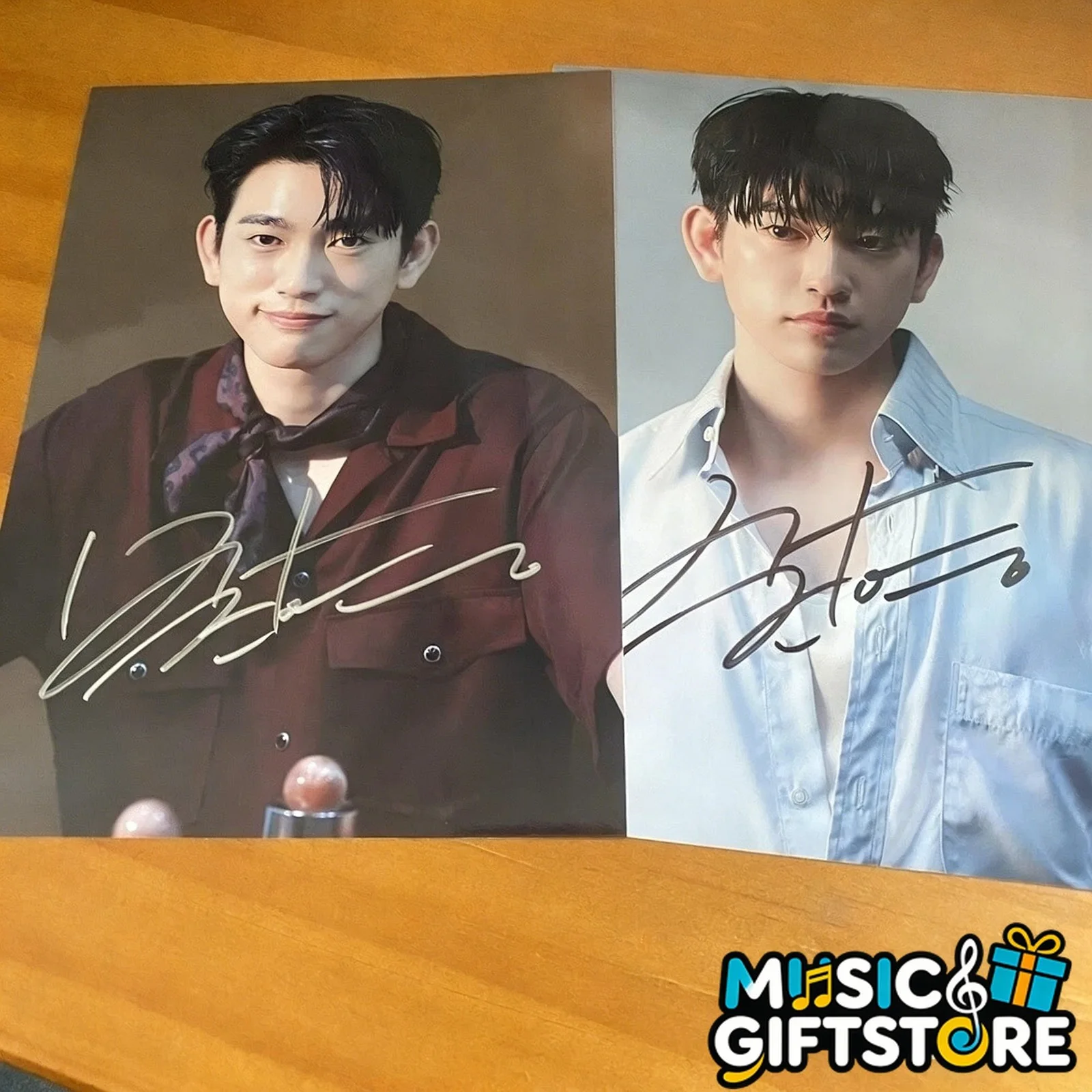Our Unwritten Seoul Park JinYoung Autographed Photo K-POP 4*6 2025 #MUGS, изображение 2