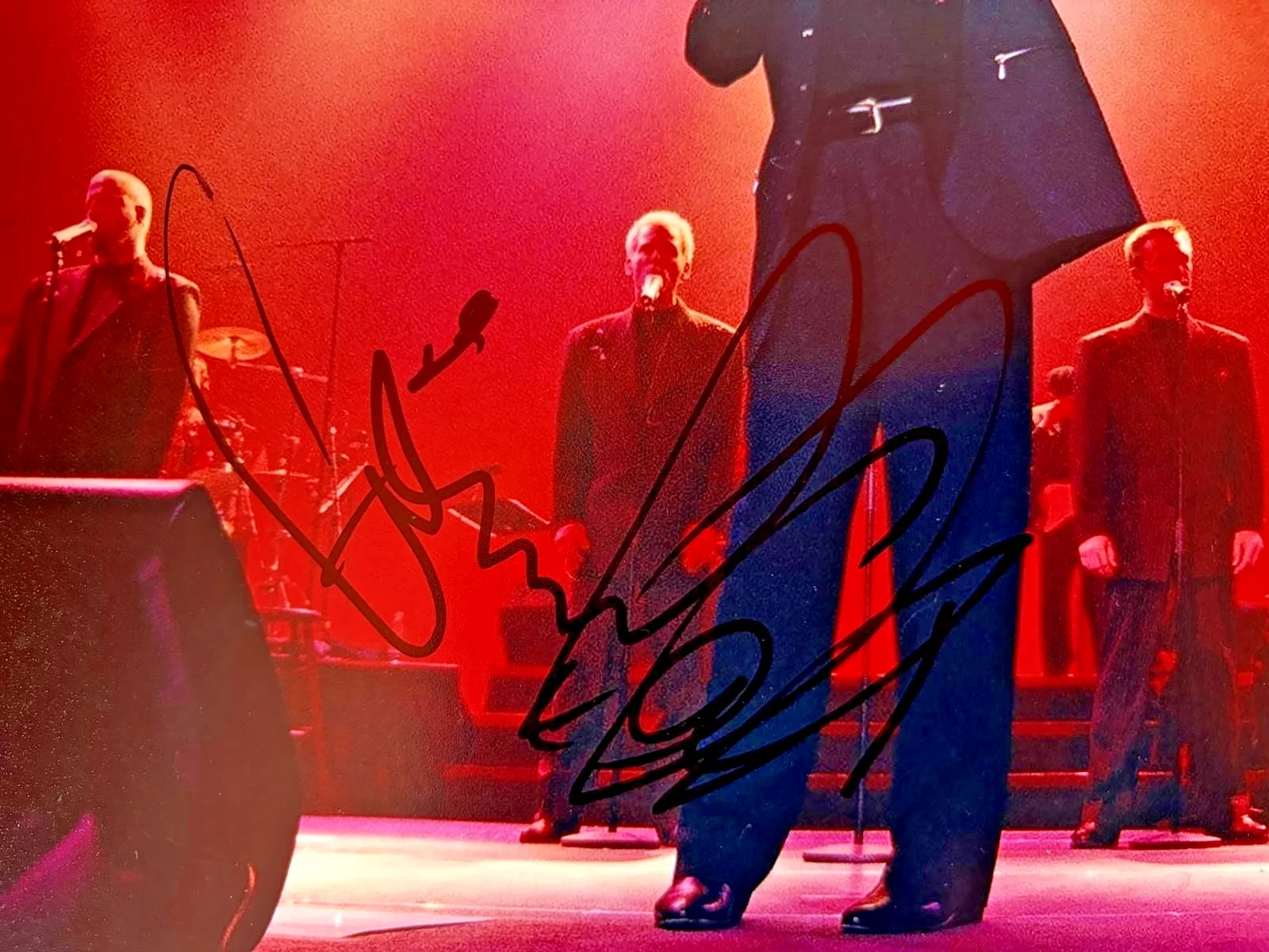 Frankie Valli — FRANKIE VALLI SIGNED AUTOGRAPHED 11X14 PHOTO GREASE FOUR SEASONS RARE PSA, image 2