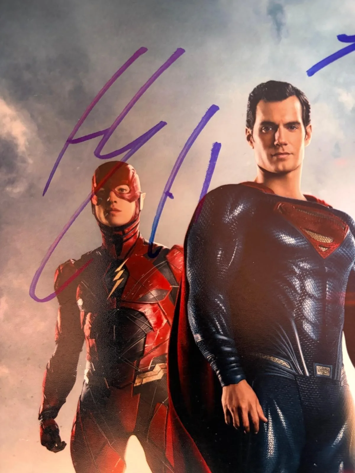 HENRY CAVILL, RAY FISHER, EZRA MILLER — HENRY CAVILL RAY FISHER EZRA MILLER SIGNED AUTO 11X14 PHOTO DCJUSTICE LEAGUE PSA, изображение 2