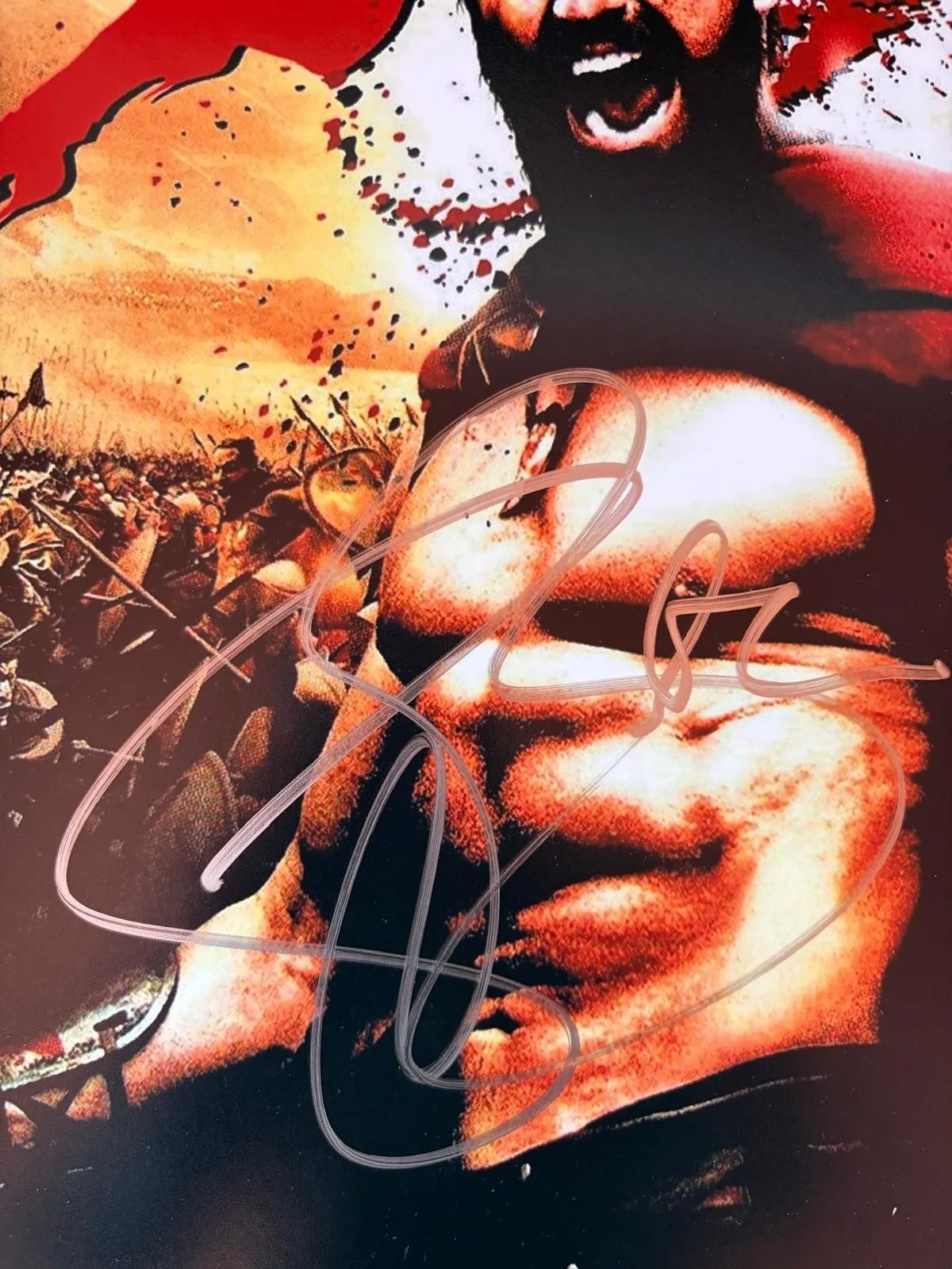 Gerard Butler — GERARD BUTLER SIGNED AUTOGRAPHED 11X14 PHOTO 300 THE DAY THE WORLD ENDED PSA, изображение 2