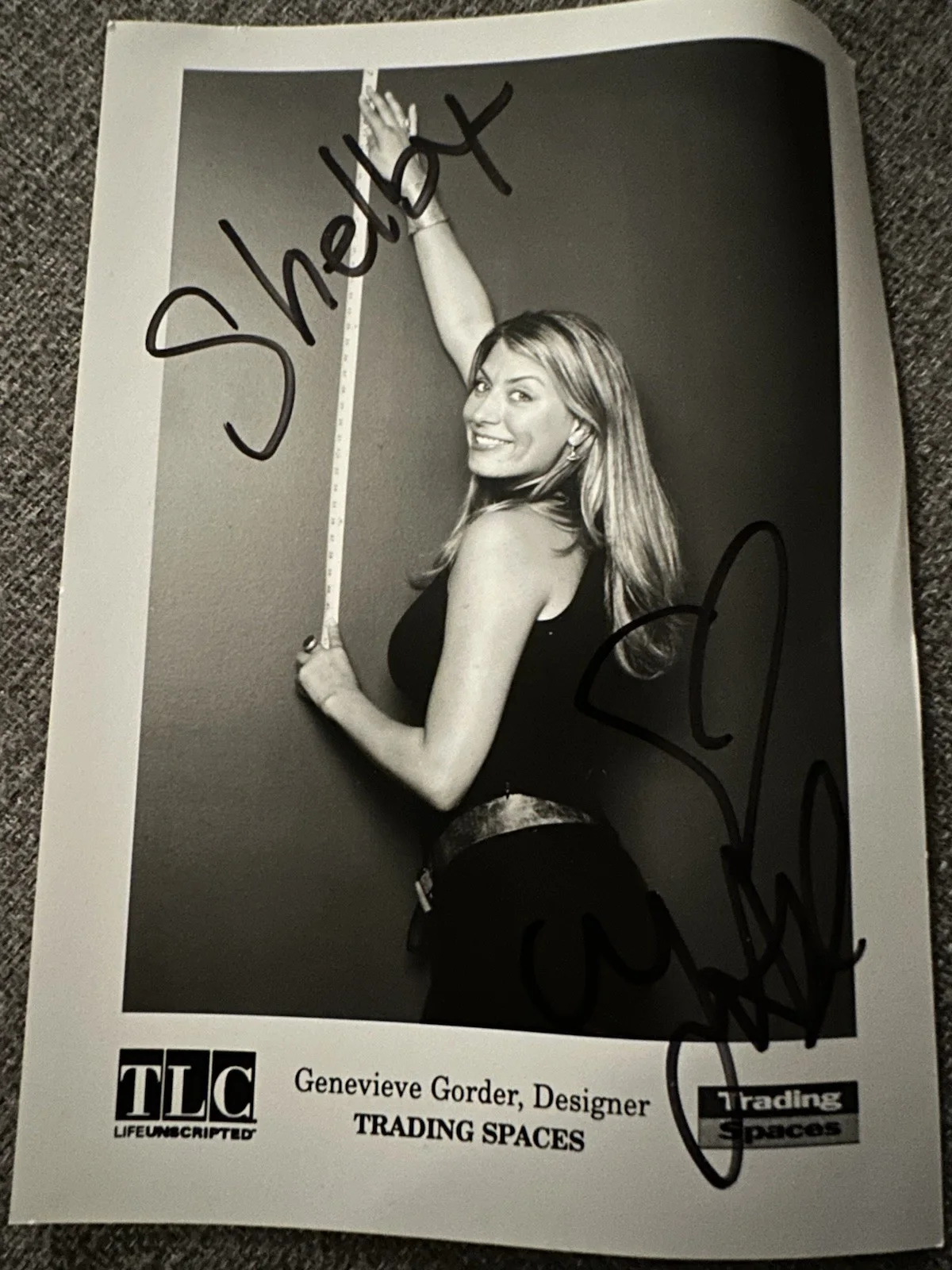 Genevieve Gorder Trading Spaces Signed 5x7 Photo Autograph B&W, image 2