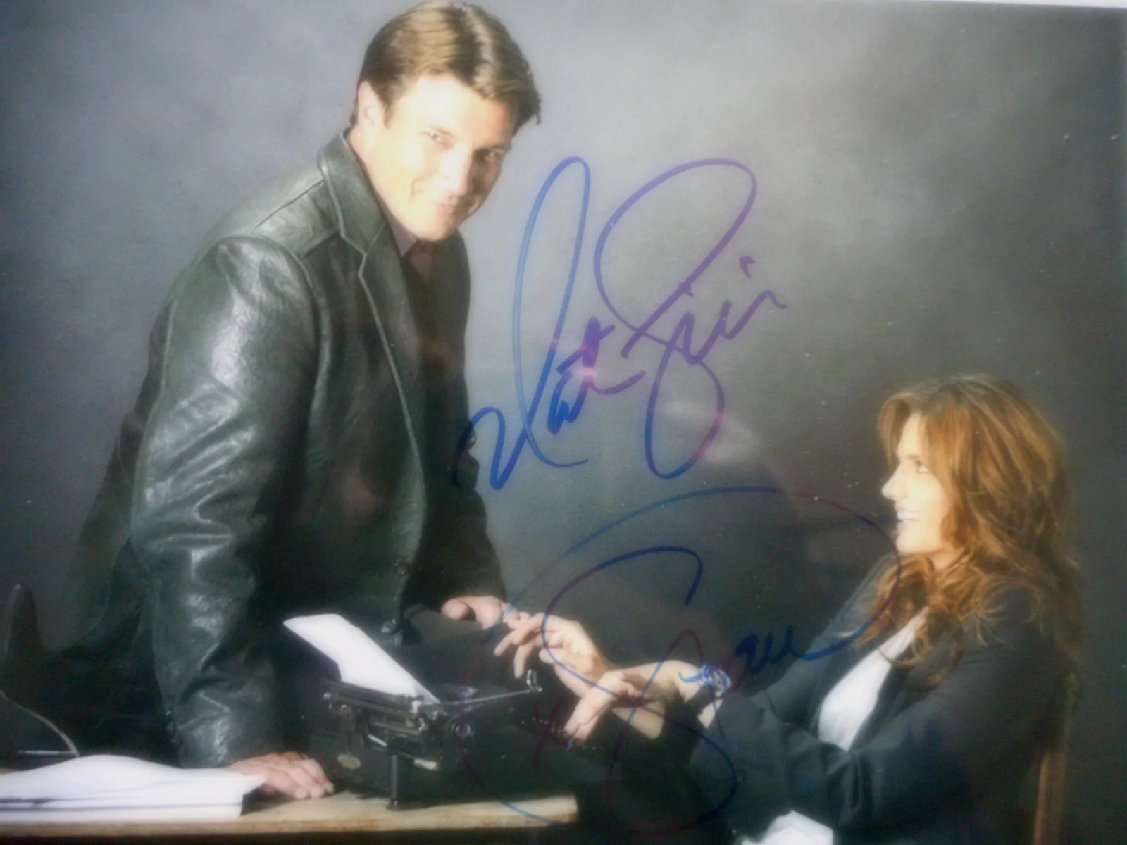 Stana Katic & Nathan Fillion — Stana Katic & Nathan Fillion 2x signed Castle 8x10 Photo W/ COA & #d Holograms