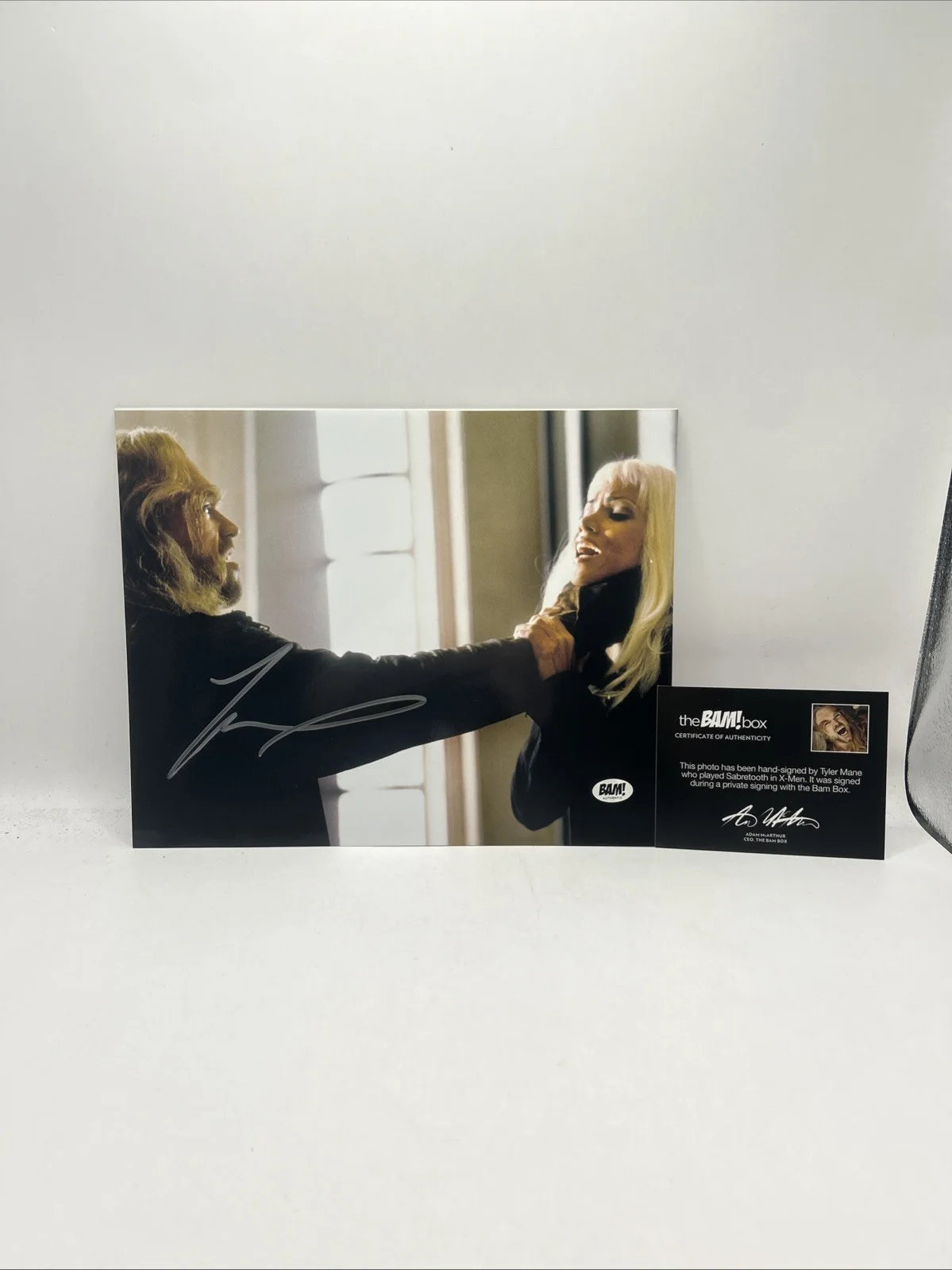 Tyler Mane — X-Men: Tyler Mane Sabretooth - Original Signed 8x10 Photo Marvel COA