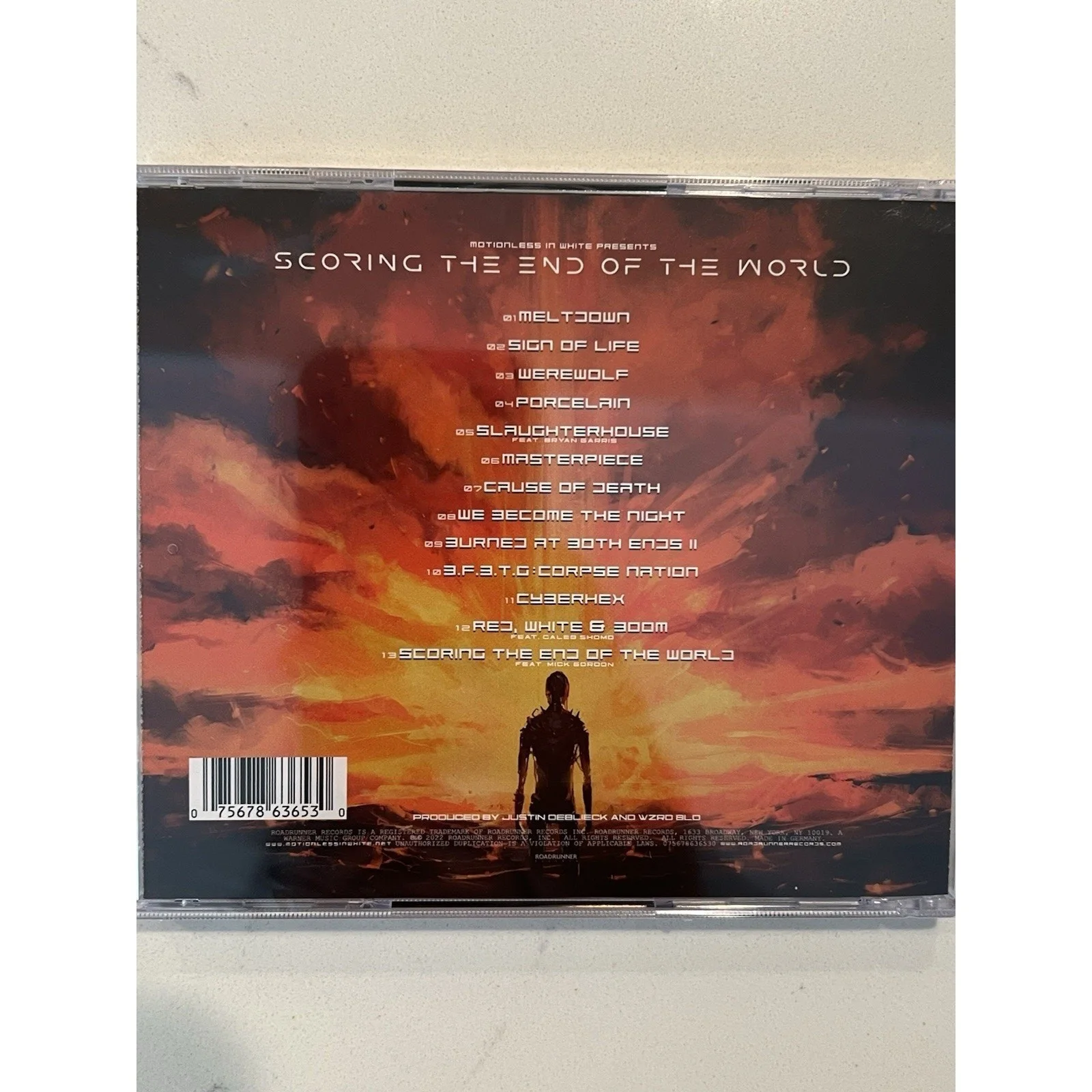 Motionless In White SIGNED Scoring The End Of The World CD COA AUTOGRAPHED #12, изображение 4