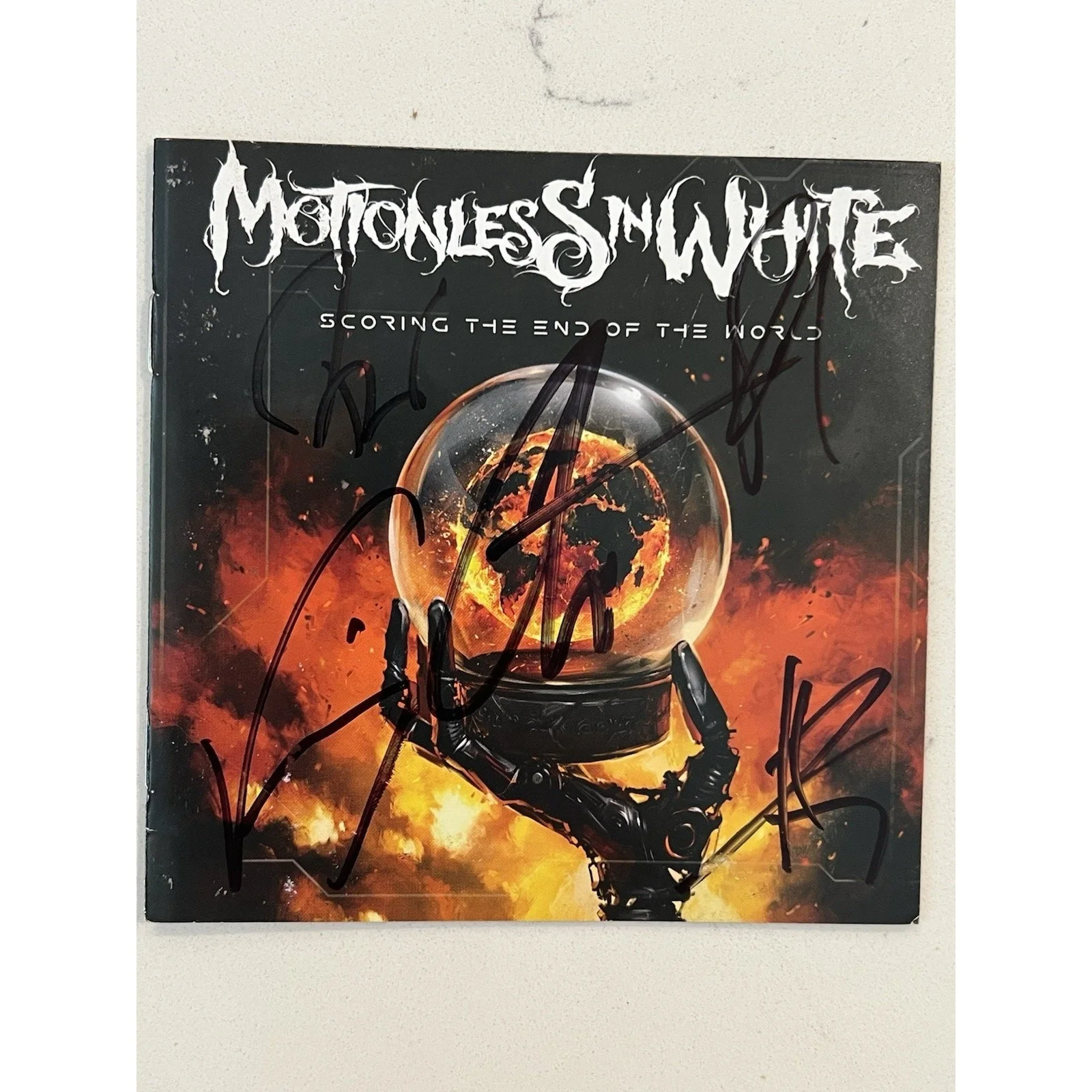 Motionless In White SIGNED Scoring The End Of The World CD COA AUTOGRAPHED #12, изображение 5