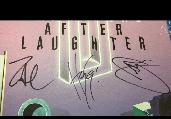 Paramore Signed After Laughter Vinyl Record By 3 Hayley Williams, image 2