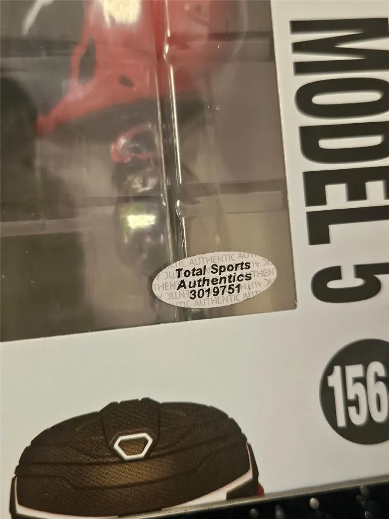 DOMINIQUE THORNE — DOMINIQUE THORNE HAND SIGNED AUTOGRAPHED FUNKO POP! 1564 IRONHEART MODEL 5 COA, image 3
