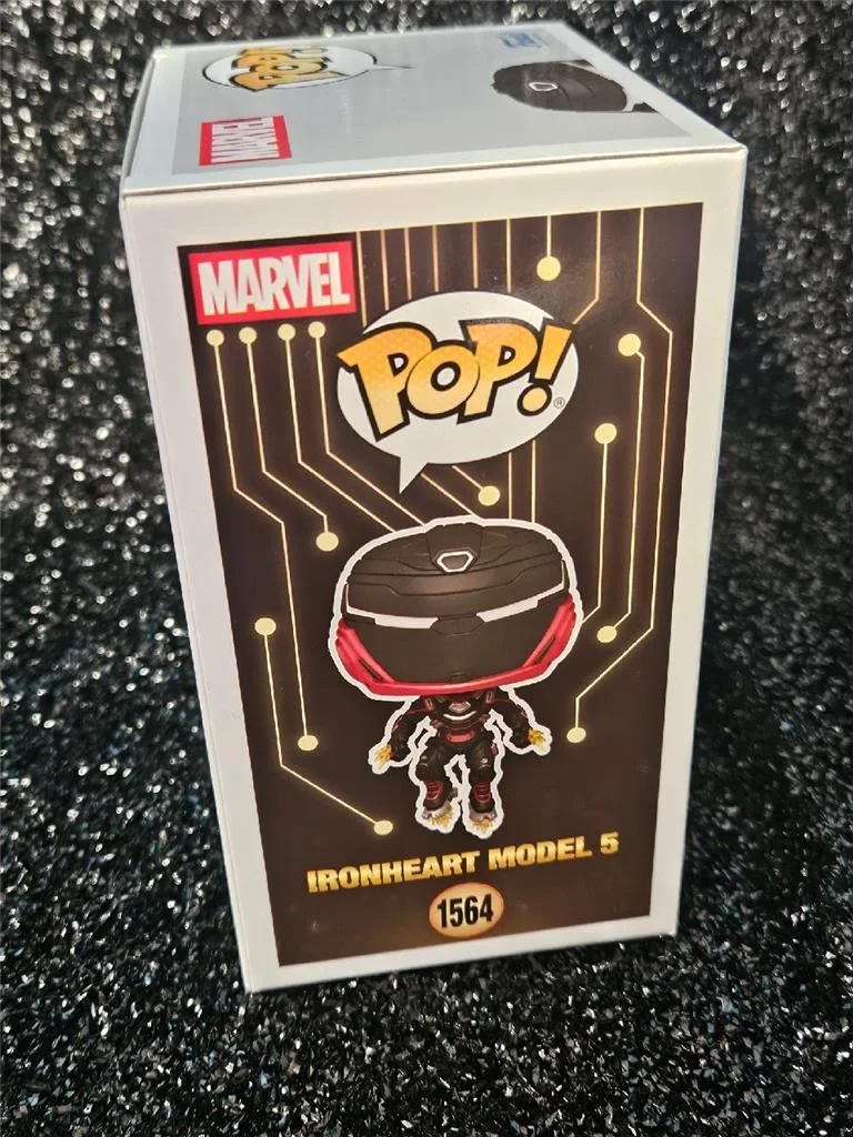 DOMINIQUE THORNE — DOMINIQUE THORNE HAND SIGNED AUTOGRAPHED FUNKO POP! 1564 IRONHEART MODEL 5 COA, image 5