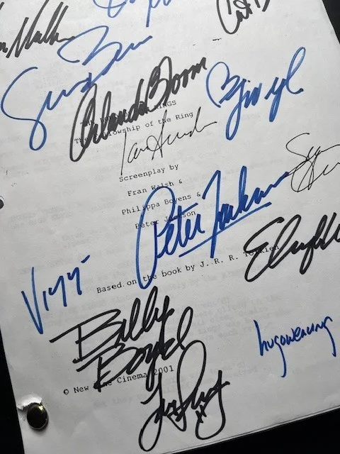 Jackson, Mortenson, Wood, McKellen, Astin, Bloom, Blanchet, Boyd — Lord of the Rings Signed Script – Fellowship Cast Autographs – 14 Signatures COA, изображение 4