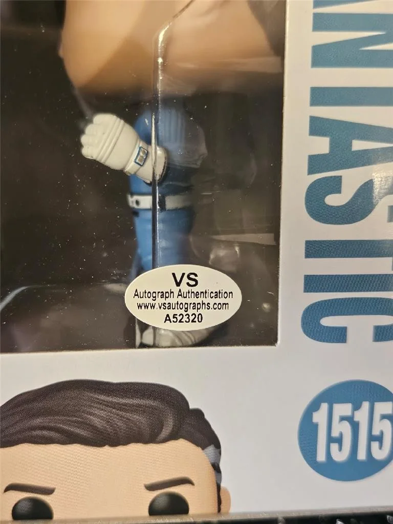PEDRO PASCAL — PEDRO PASCAL HAND SIGNED AUTOGRAPHED FUNKO POP 1515 MR MISTER FANTASTIC 4 COA, изображение 3