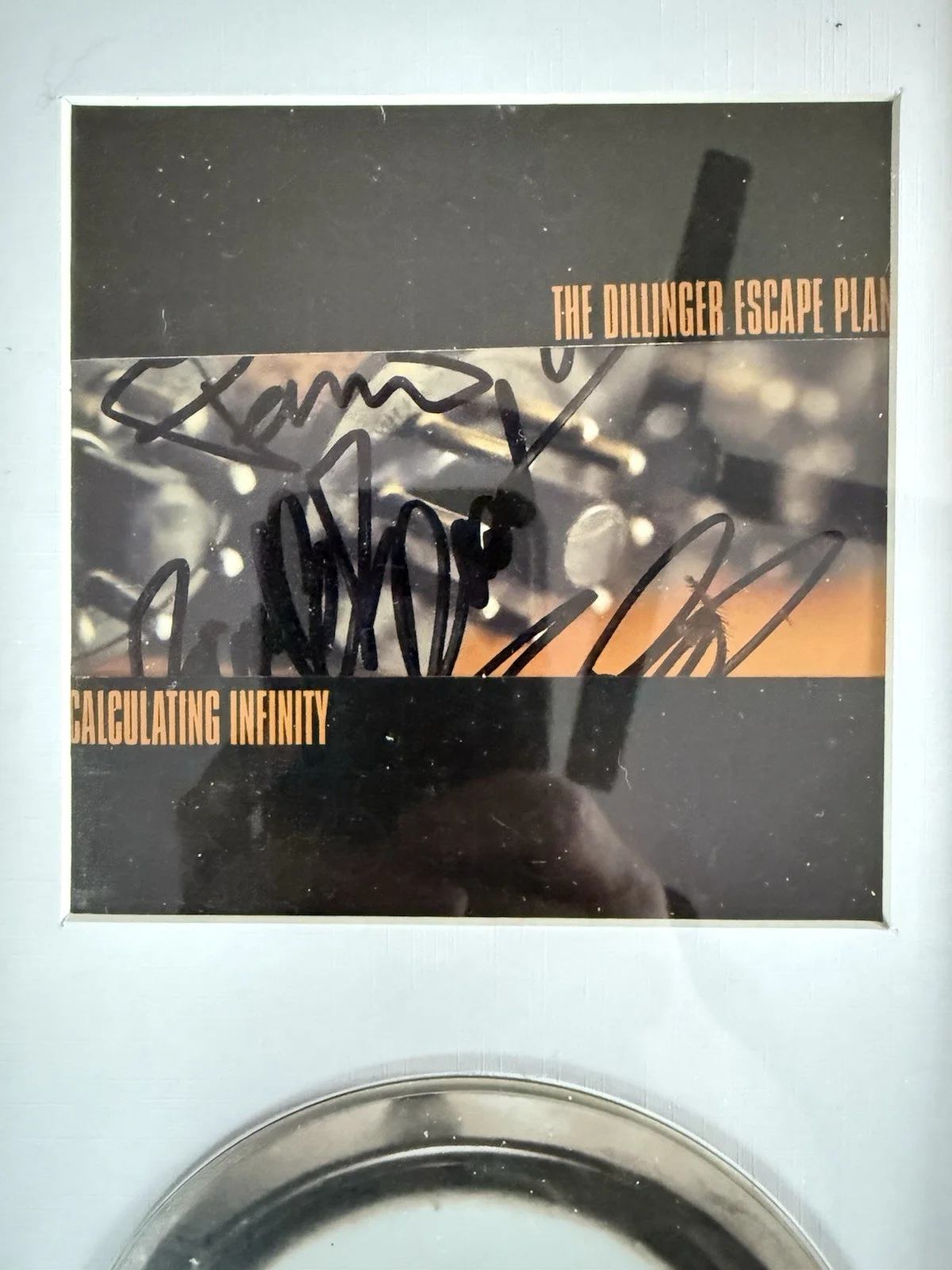 Greg Puciato, Chris Pennie, Liam Wilson, Brian Benoit — THE DILLINGER ESCAPE PLAN - SIGNED & Framed ‘Calculating Infinity’ Booklet + CD, изображение 2