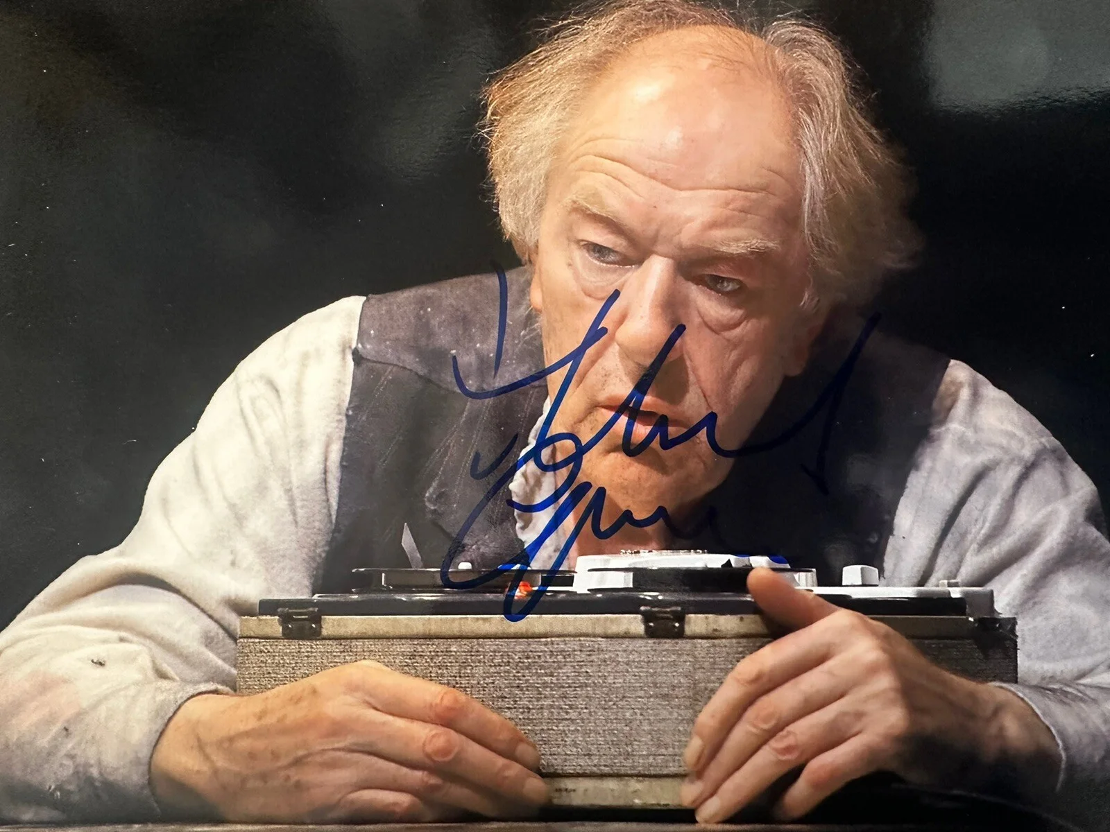 Michael Gambon — Michael Gambon Signed Radcliffe’ Harry Potter 8x10 photo in Person