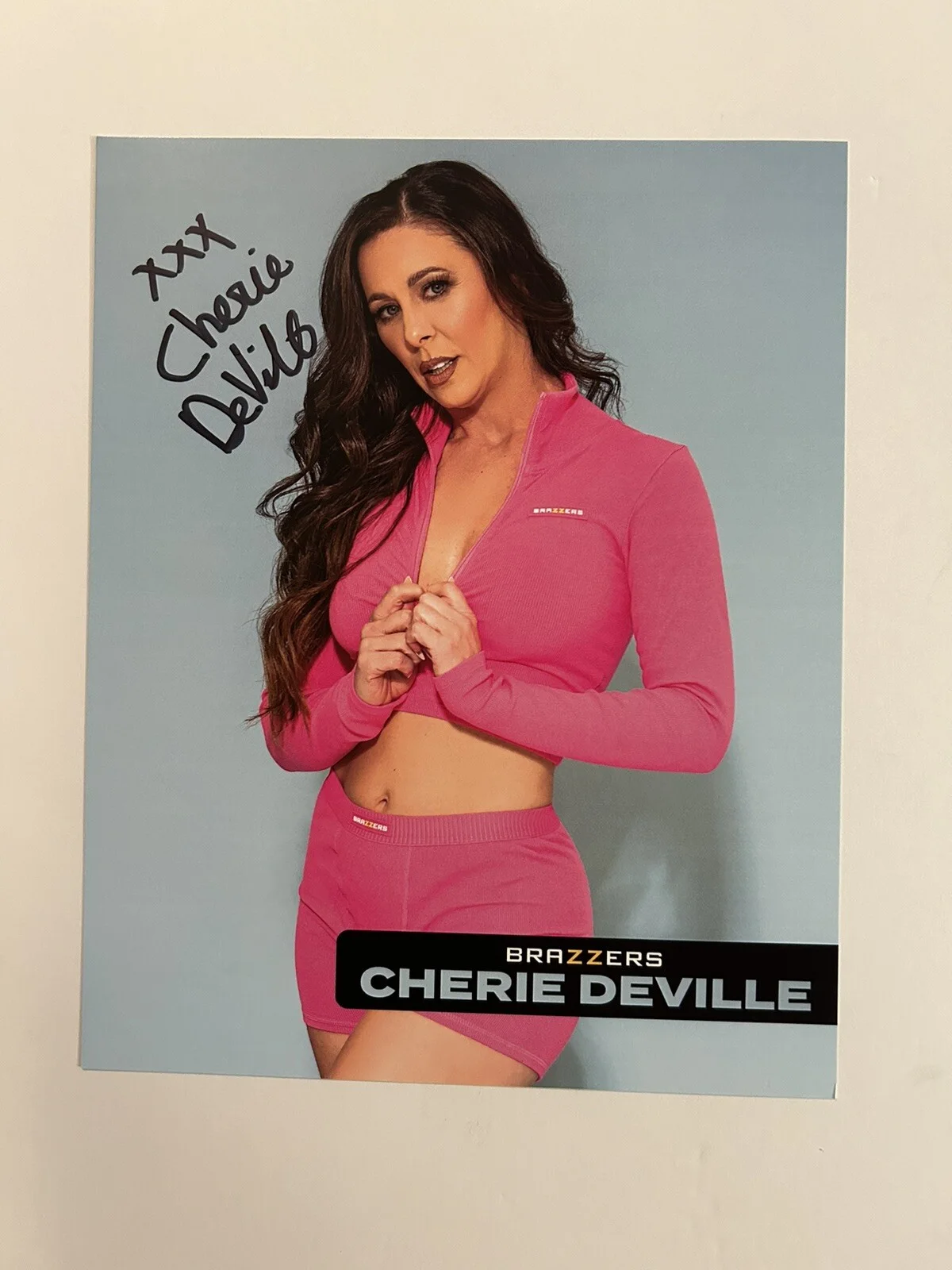 Cherie DeVille — Adult Star Cherie DeVille Autograph 8x10 Photo AVN Signed Brazzers, изображение 2