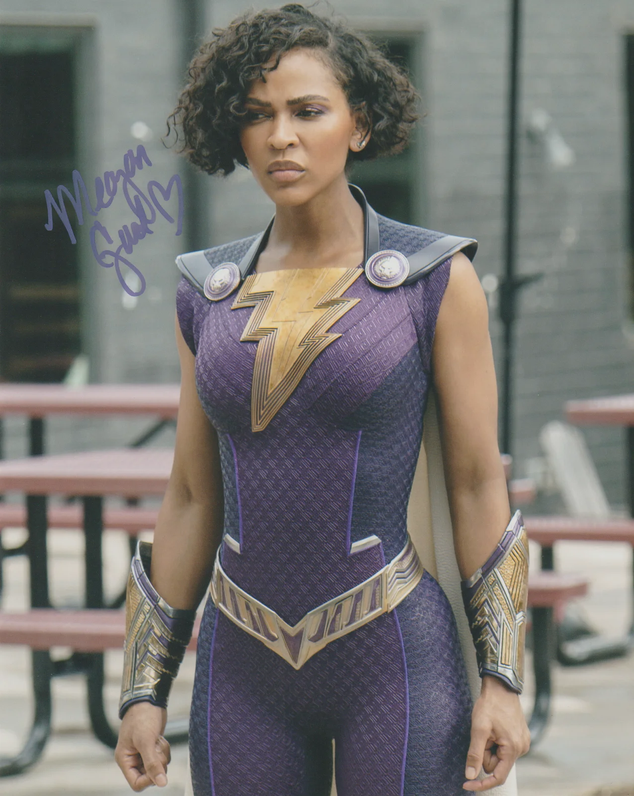 MEAGAN GOOD — MEAGAN GOOD SIGNED 8X10 COLOR PHOTO AUTOGRAPH SHAZAM 2 DARLA DUDLEY