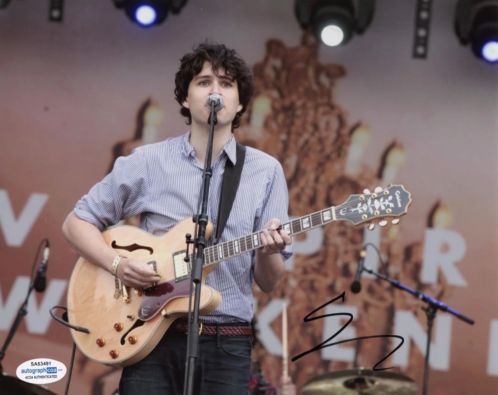EZRA KOENIG — Ezra Koenig signed "VAMPIRE WEEKEND" 8x10 Photo PROOF e Autographed ACOA COA, image 3