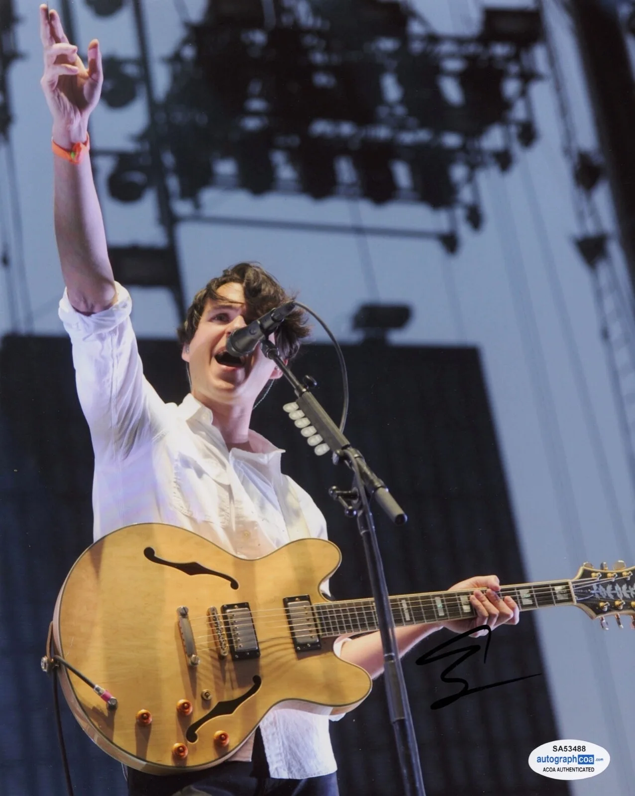 EZRA KOENIG — Ezra Koenig signed "VAMPIRE WEEKEND" 8x10 Photo PROOF b Autographed ACOA COA, изображение 3
