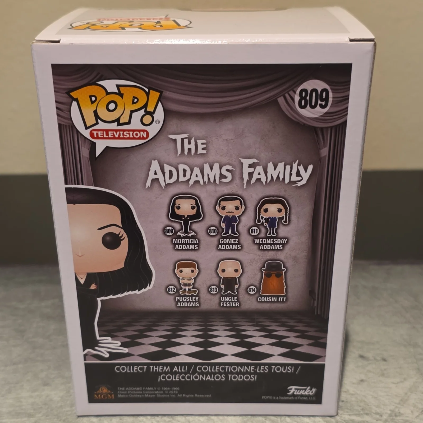 Anjelica Huston — Funko Pop The Addams Family Morticia Addams Signed by Anjelica Huston, изображение 3