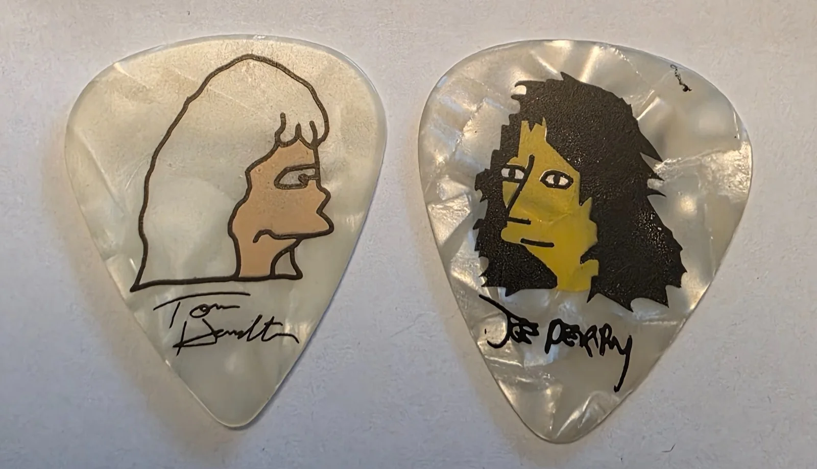 Aerosmith 2 different tour guitar pick picks Simpsons Charecters Perry Hamilton, изображение 2