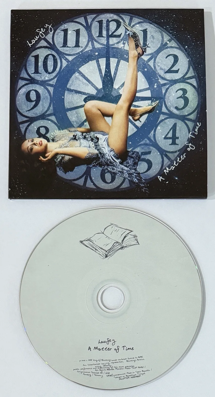 FRAMED SIGNED Laufey AUTOGRAPH Photo Art Card & A Matter Of Time CD PSA DNA COA, изображение 2
