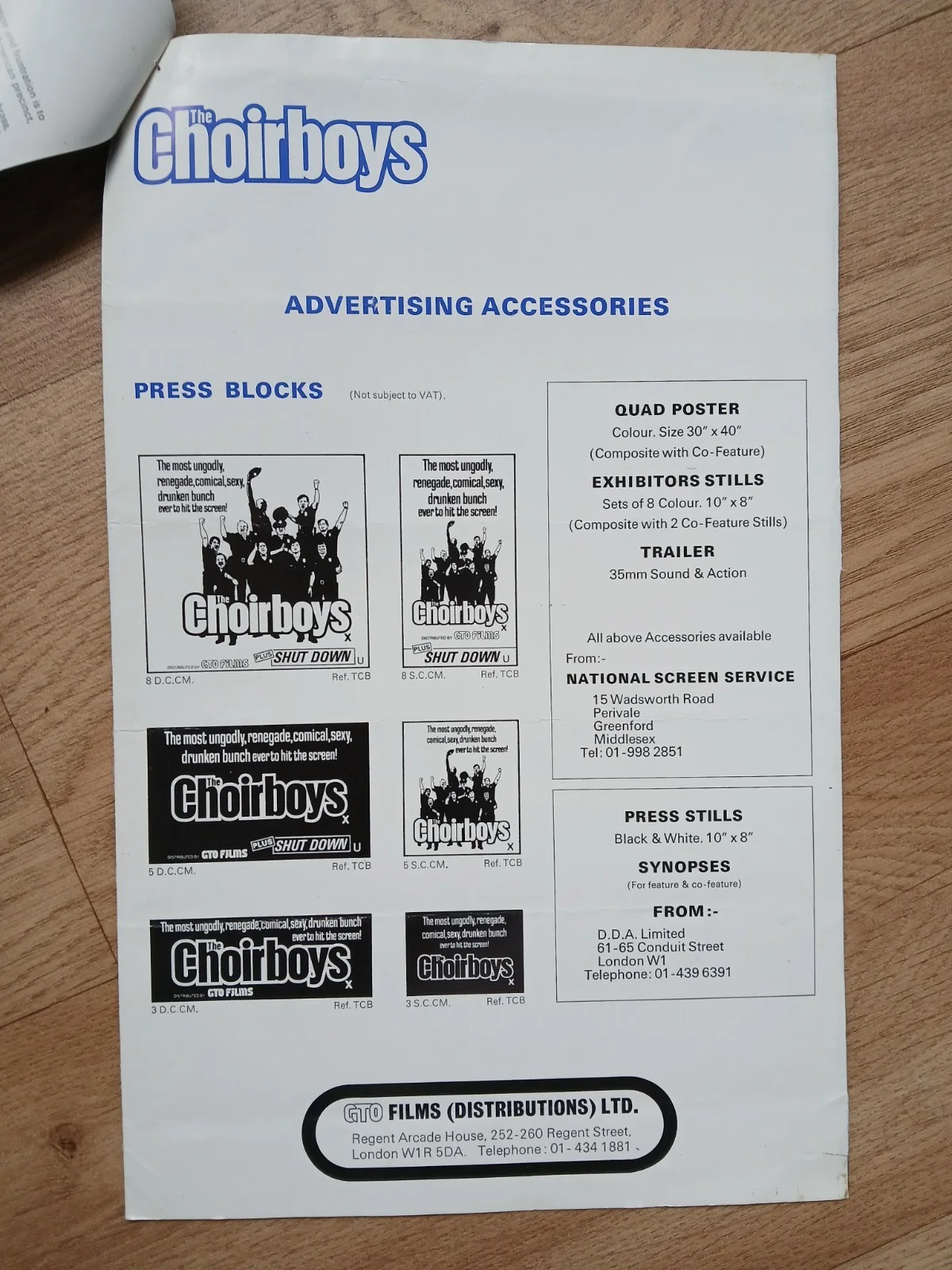 THE CHOIRBOYS (1977) rare original UK Exhibitors Campaign Press Book, изображение 3