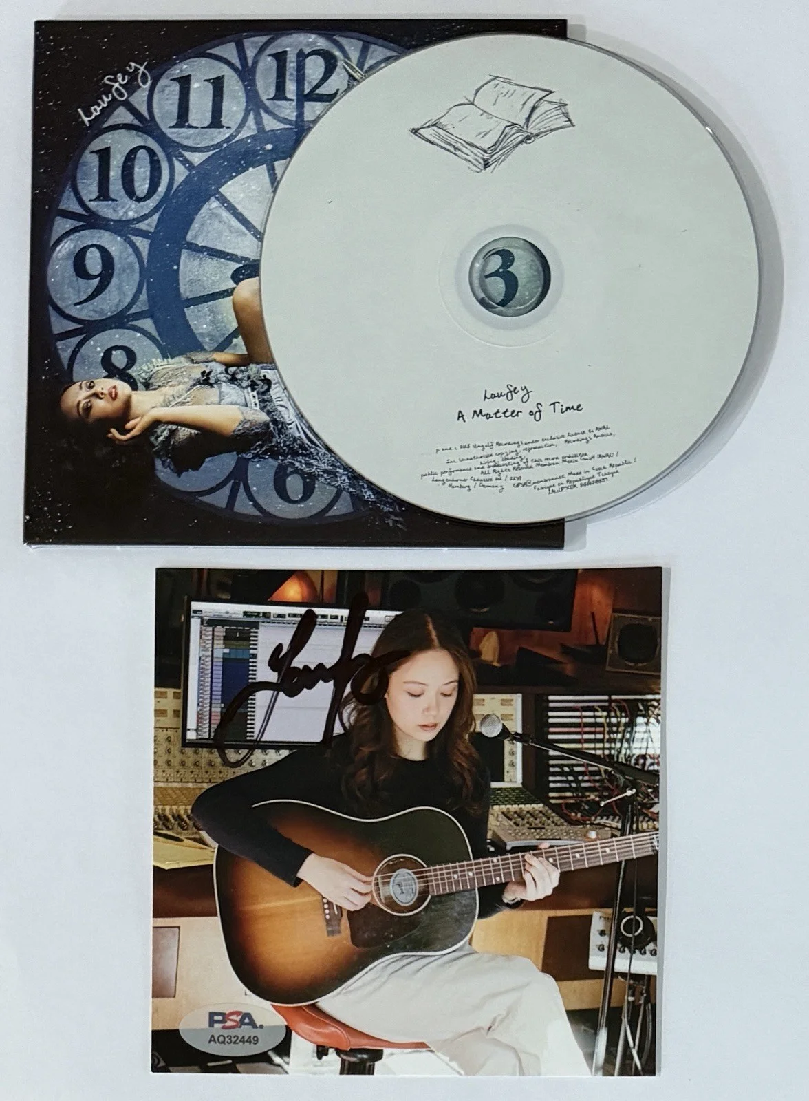 SIGNED Laufey AUTOGRAPH Picture Album Art Card & A Matter Of Time CD PSA DNA COA, изображение 3