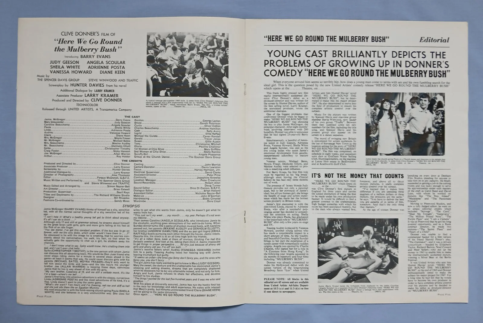 HERE WE GO ROUND THE MULBERRY BUSH (1968) rare original UK Campaign Press Book, изображение 5