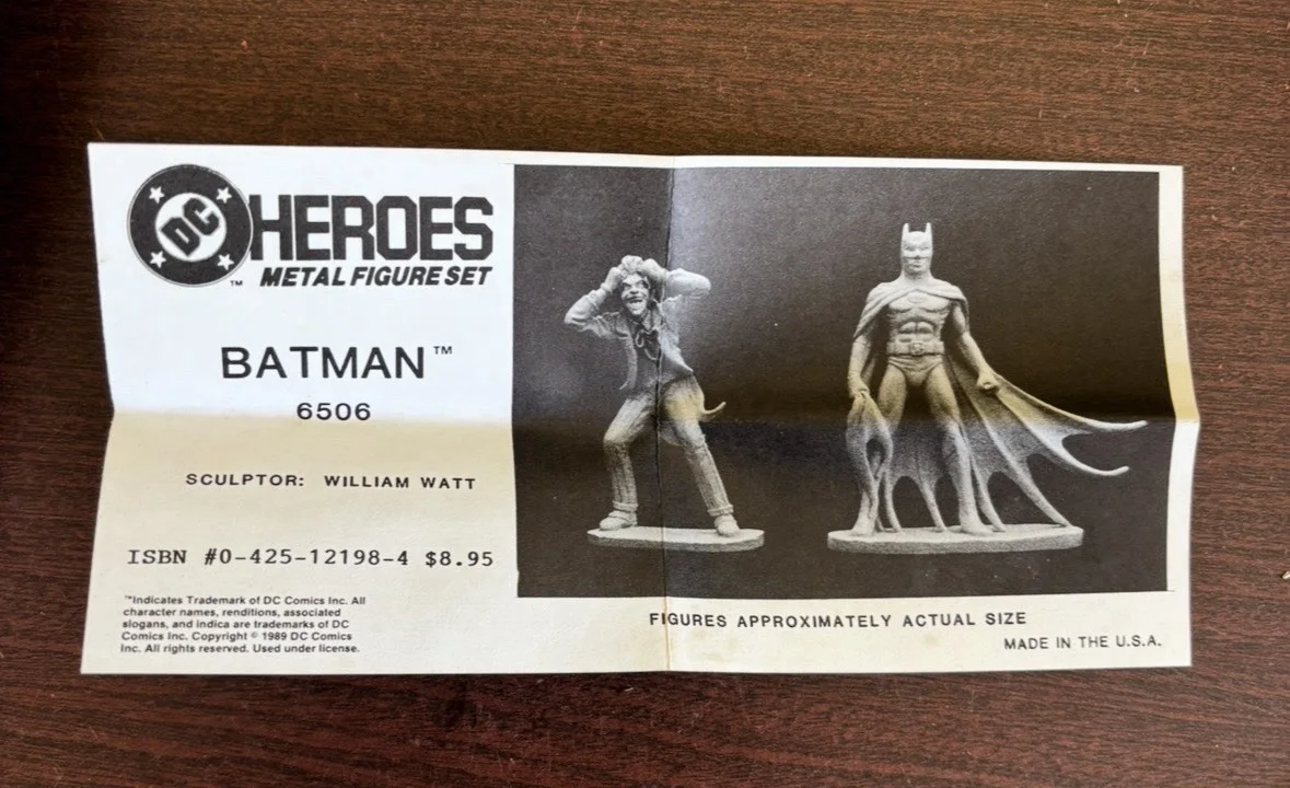 GRENADIER:Vintage Batman & Joker White Metal 54mmFigures Mayfair games 1989, изображение 2