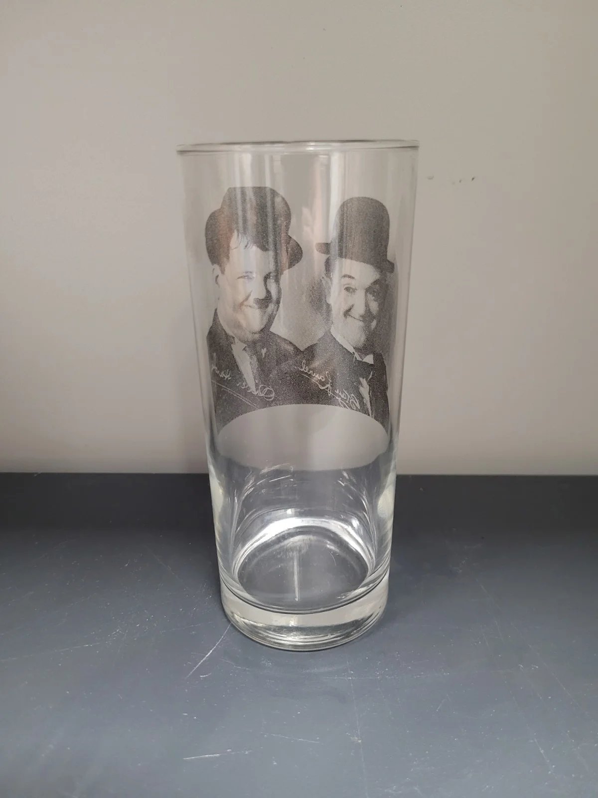 Laurel & Hardy - Etched Beer Glass - Tumbler - STAN AND OLLIE - Collecters Cup, изображение 2