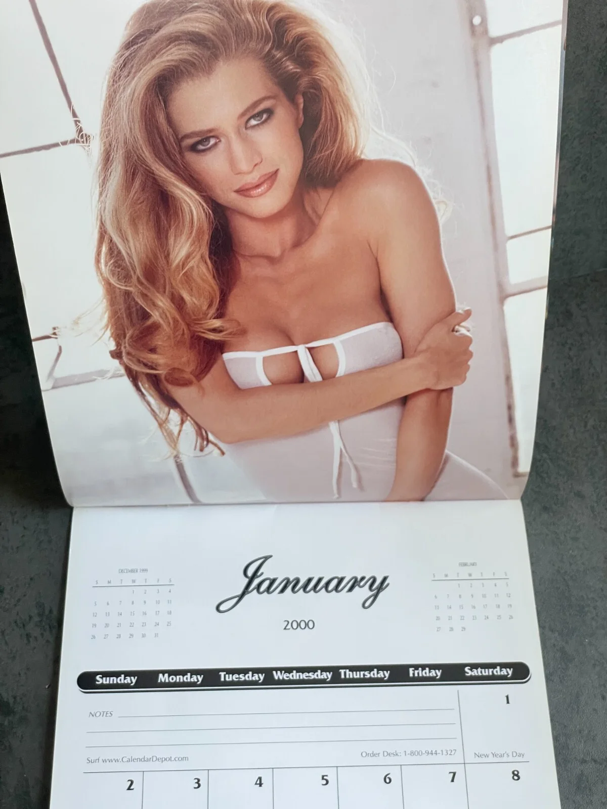 Amber Smith — RARE Amber Smith Sexy Supermodel Signed 2000 Calendar 14x11 RML Calendars No COA, image 4