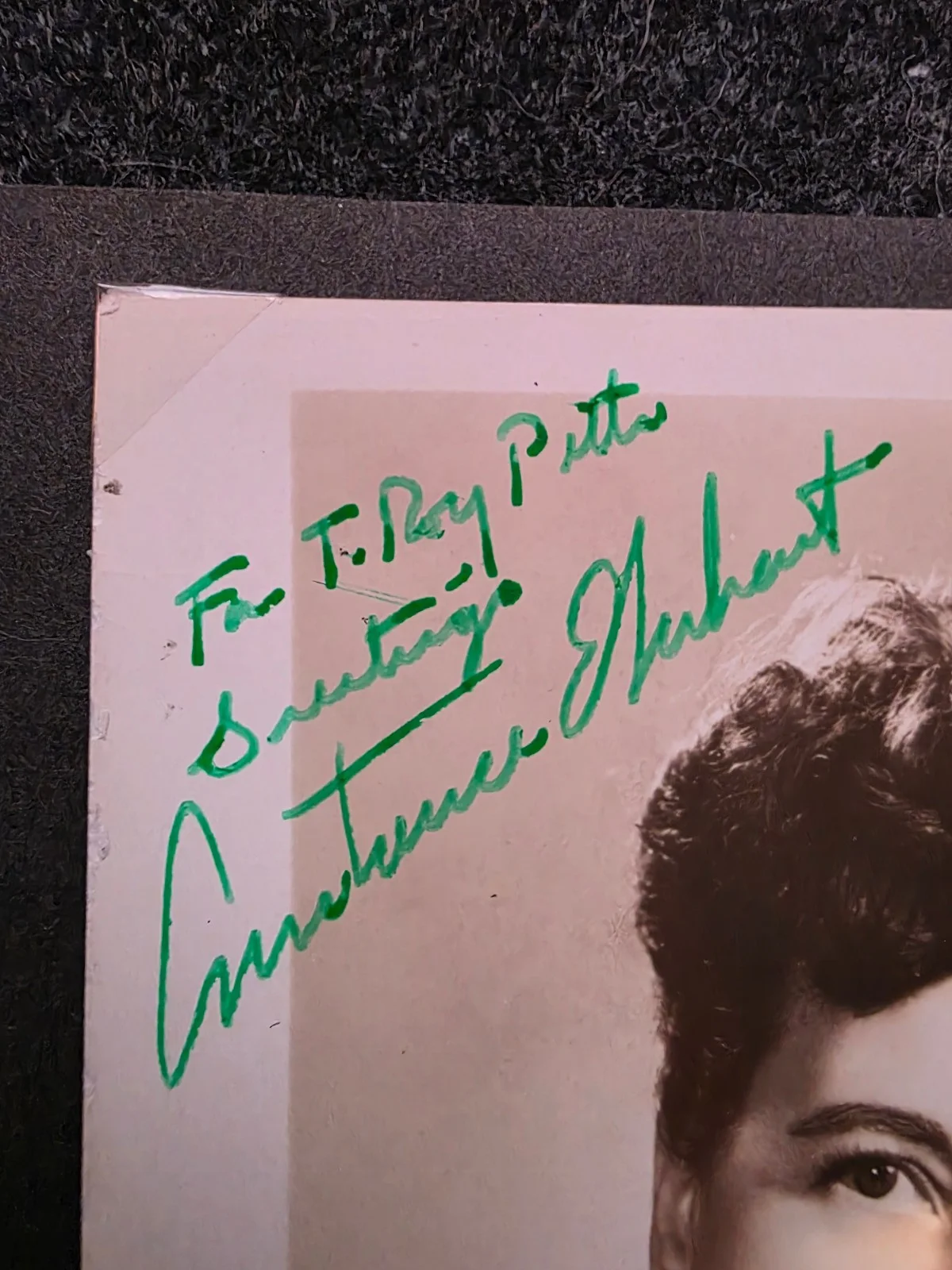 Constance Eberhart — Constance Eberhart Signed Headshot Photograph – Vintage Autograph Collectible, изображение 4