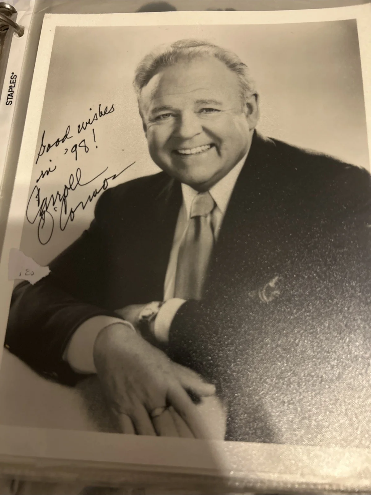 Carroll O’connor — Carroll O’Connor Autographed 8 X 10 Black-And-White Photo, изображение 2