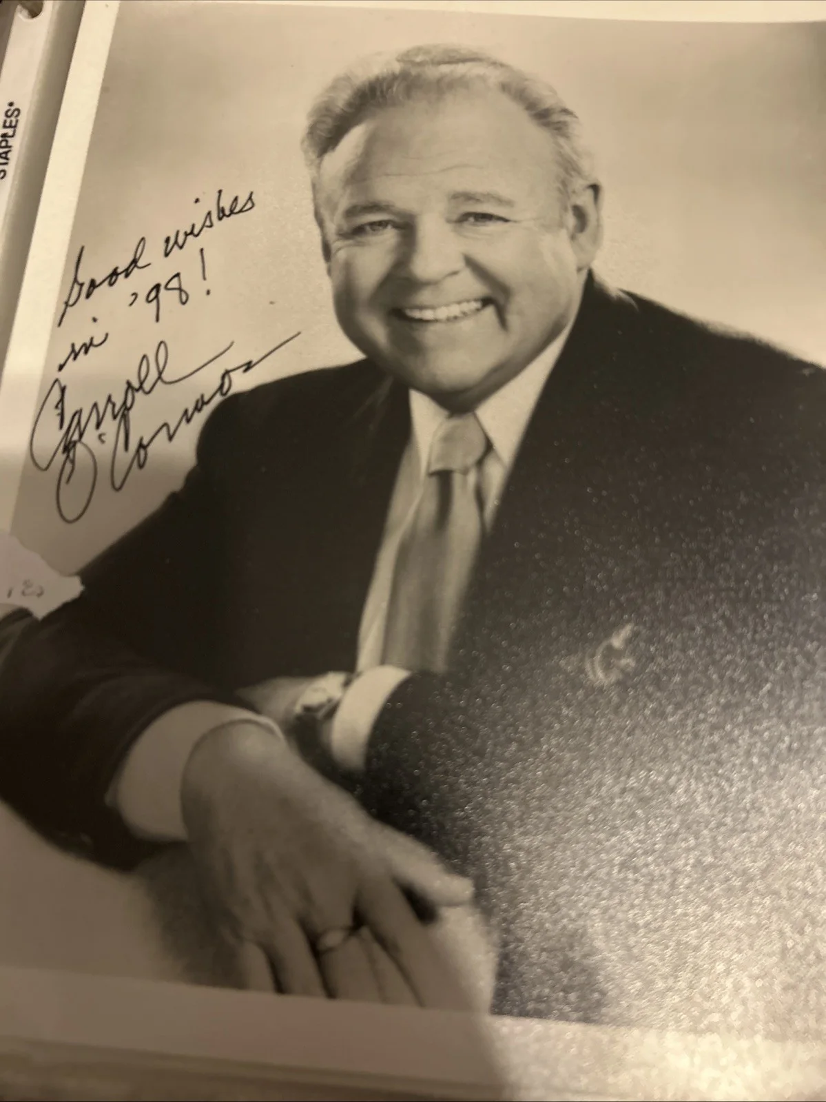 Carroll O’connor — Carroll O’Connor Autographed 8 X 10 Black-And-White Photo, изображение 3