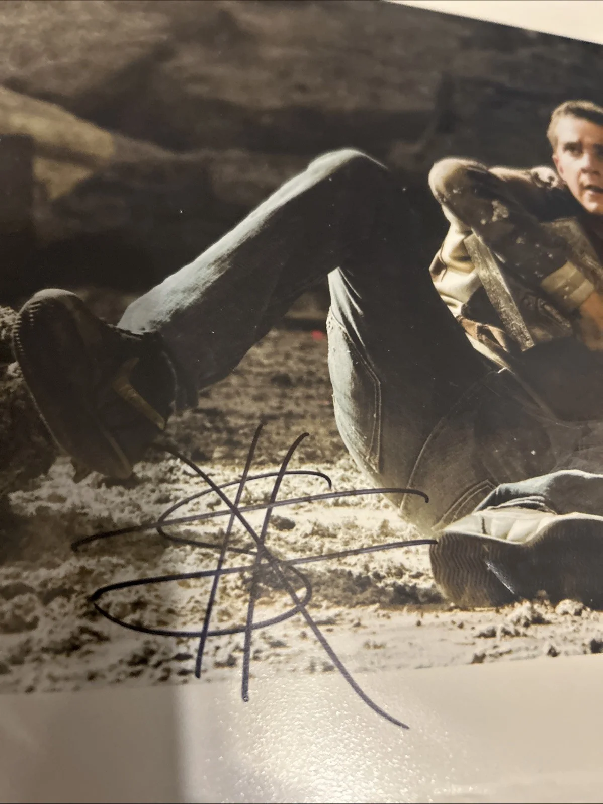 Shia LeBeouf — Shai LeBeouf Autographed 8 X 10 Color Photo Transformers, image 2
