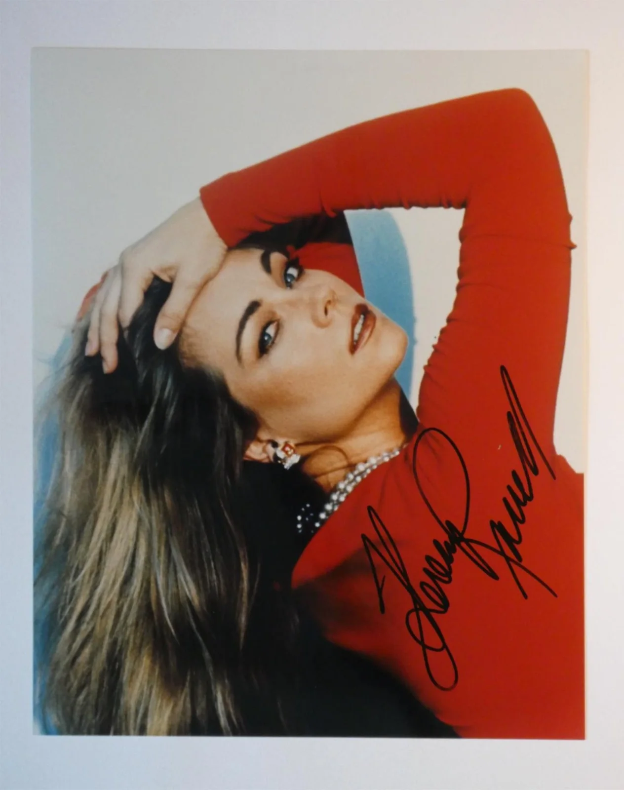 Theresa Russell — Theresa Russell Signed 8x10 Photo Autographed Wild Things