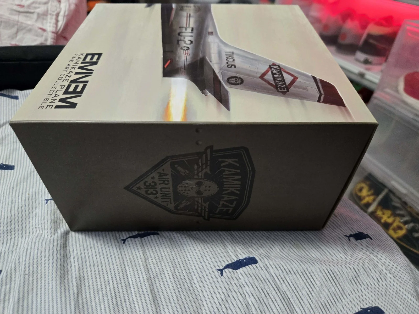 Eminem [NOT SIGNED] LIMITED EDITION KAMIKAZE PLANE FIGURINE, image 3
