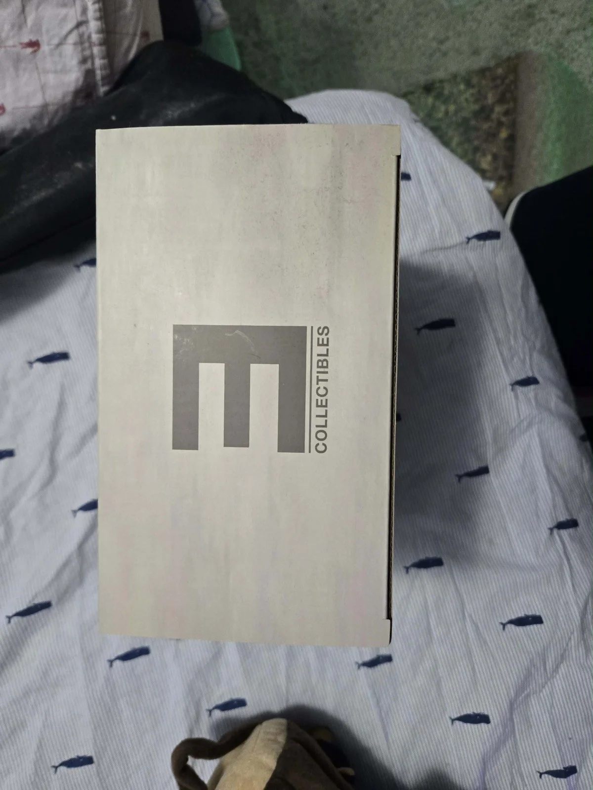 Eminem [NOT SIGNED] LIMITED EDITION KAMIKAZE PLANE FIGURINE, image 5