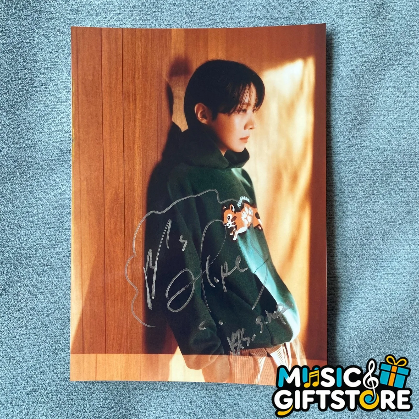 BTS J-HOPE AUTOGRAPHED SIGNED PHOTO K-POP COLLECTION 4*6 2025b #MUGS, image 3
