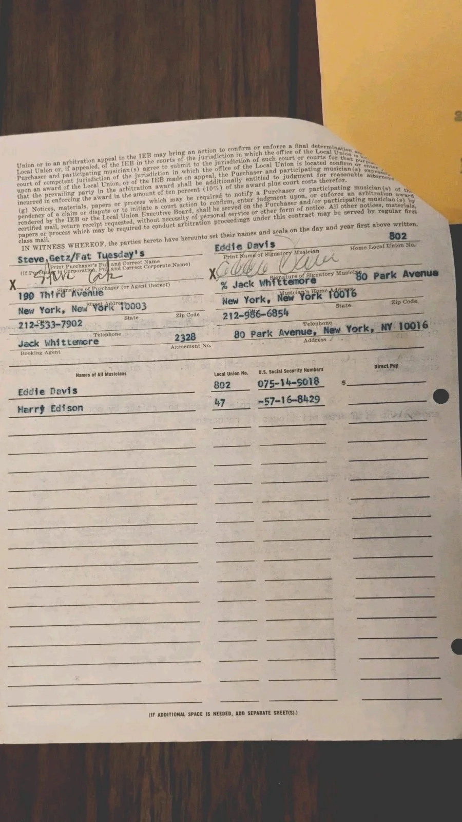 EDDIE DAVIS — Eddie "Lockjaw" Davis & Harry Edison FAT TUESDAYS NY Signed 7pg Contract 1981, изображение 3